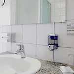 Hotel Lonac Duisburg