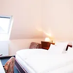 Hotel Lonac Duisburg