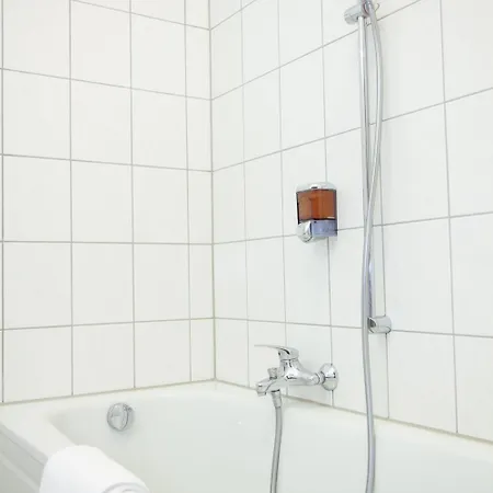 Lonac Otel 3*
