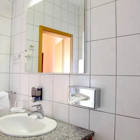 Hotel Lonac Duisburgo